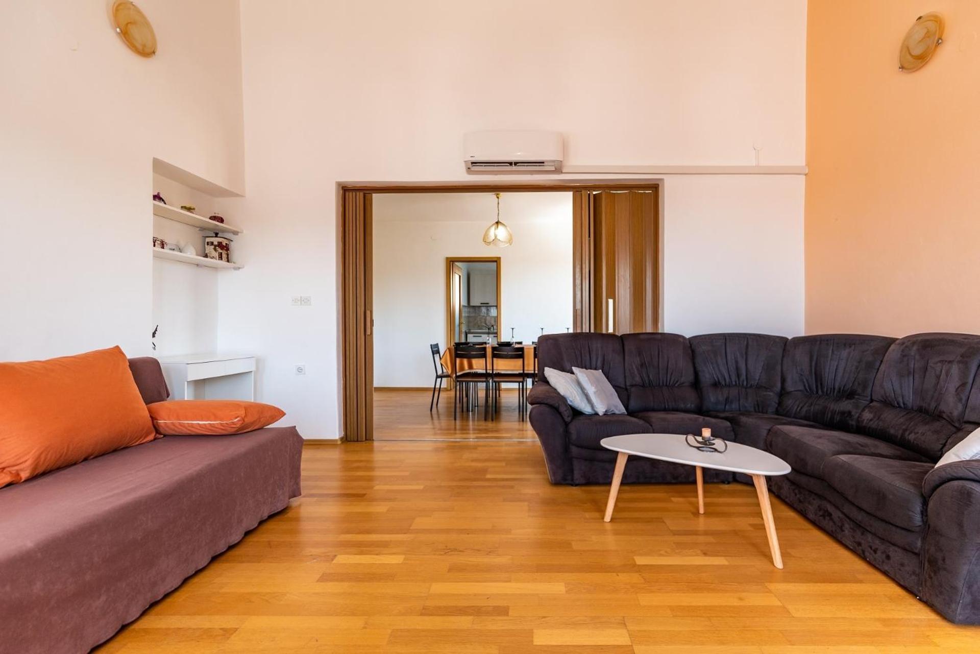 Apartments With A Swimming Pool Pula - 7356 Room photo